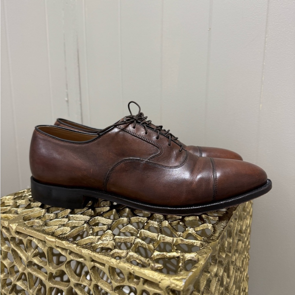 Men’s Brown Johnston & Murphy Dress Shoes Size 11